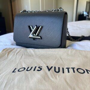 Louis Vitton Twist MM